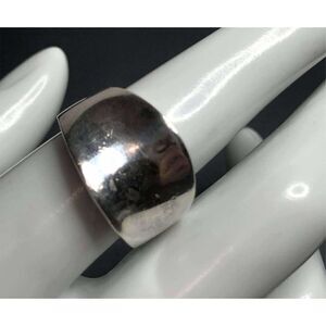 2107  Sterling Silver 925  Saddle Ring Size 8  7.4 grams